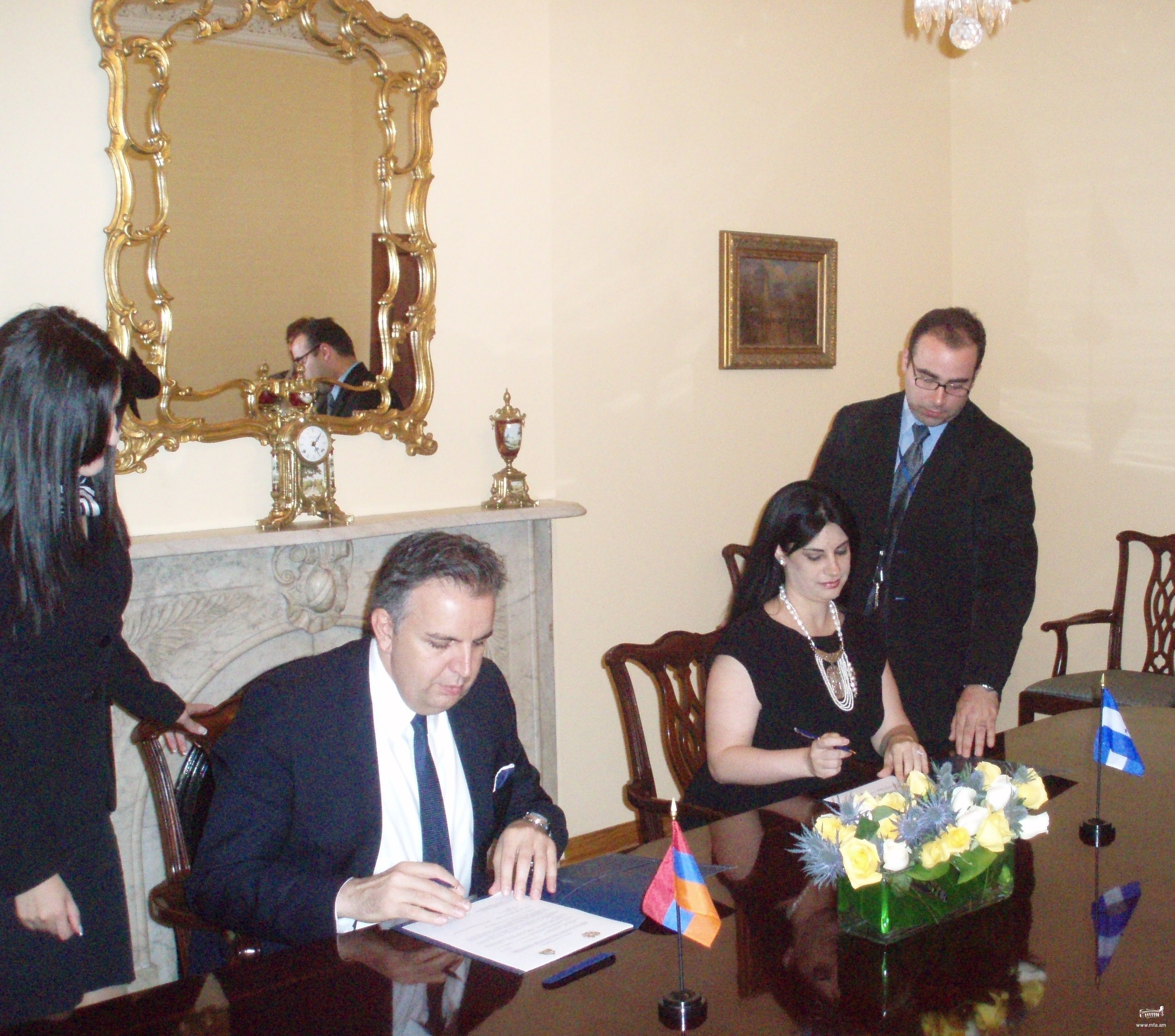 Joint Communiqué on Establishment of Diplomatic Relations between the Republic of Armenia and the Republic of Honduras